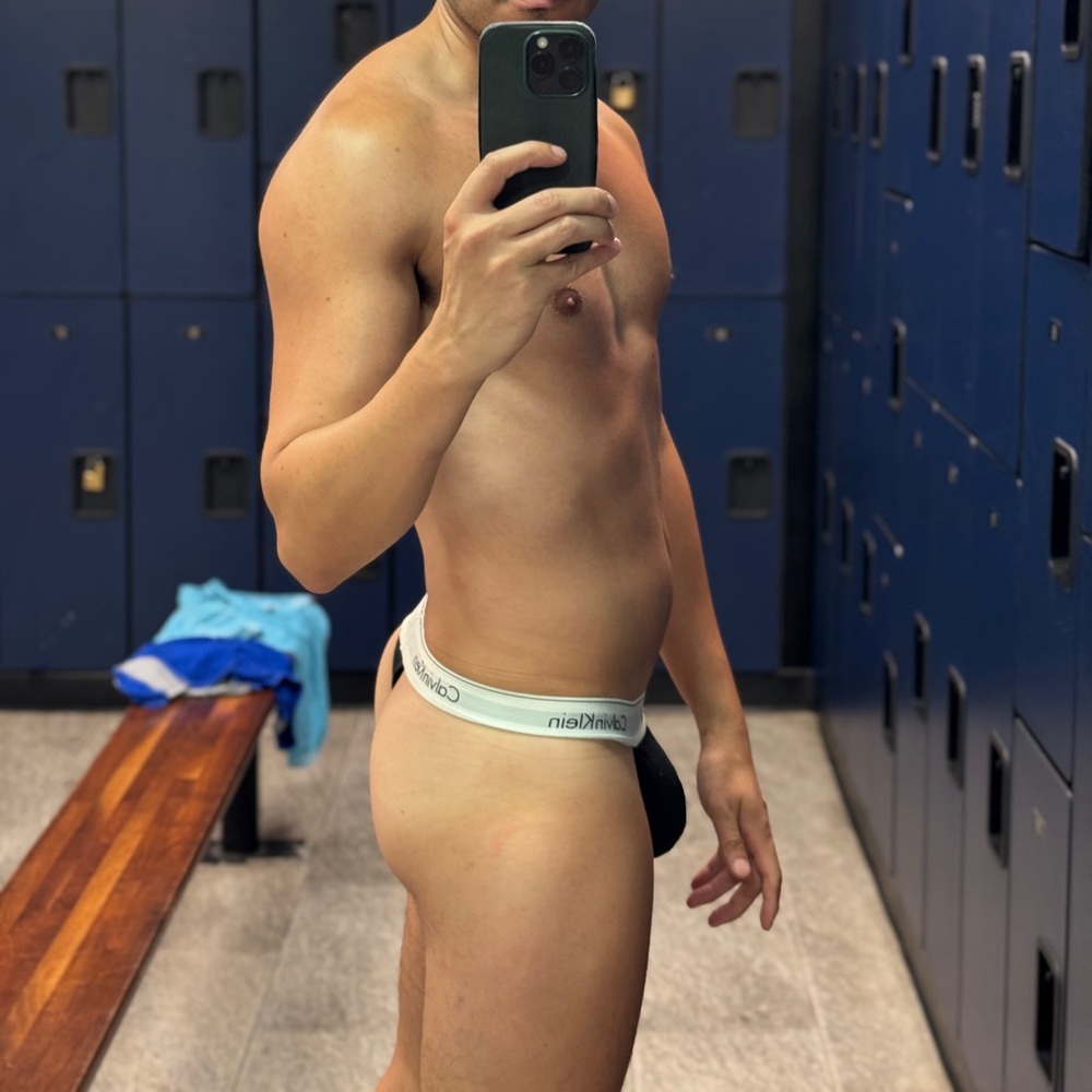 Men’s Calvin Klein thong - Picture 6 of 6